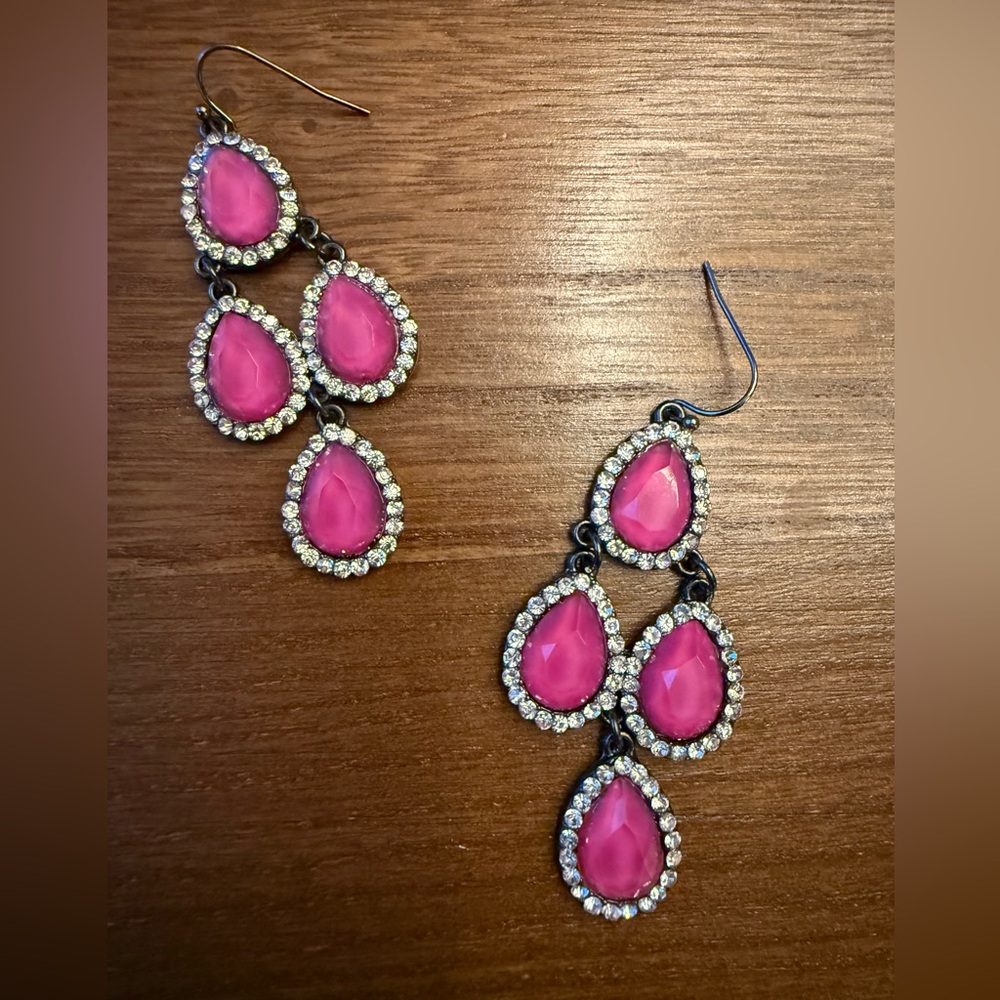 Elegant Pink Teardrop Earrings